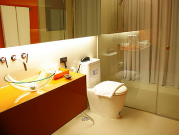 Thailand, Bangkok, The Heritage Bangkok Silom